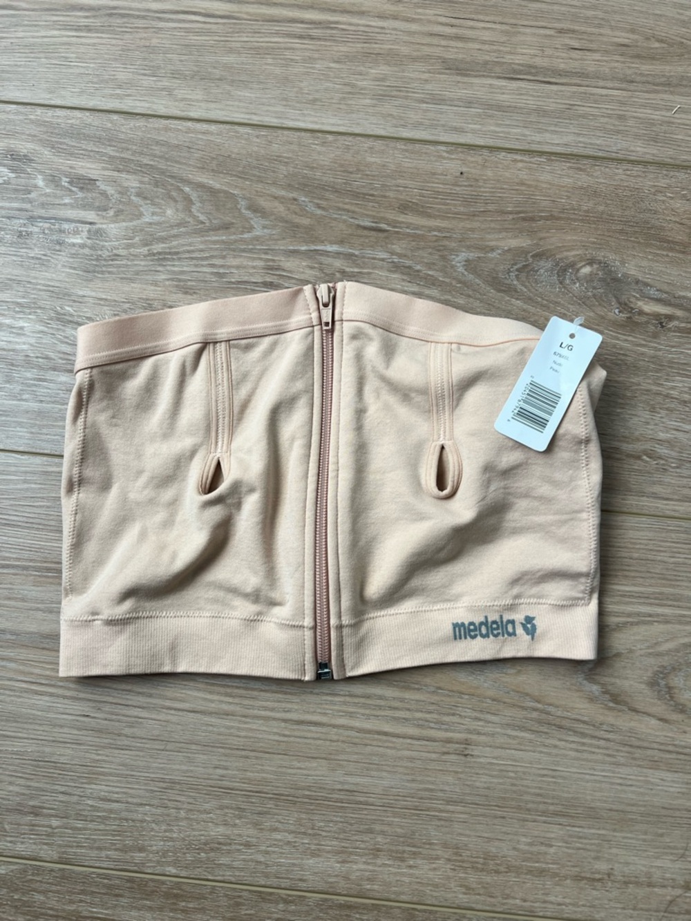 NWT-Medela Nude/Light Beige Nursing Pump Bra size large